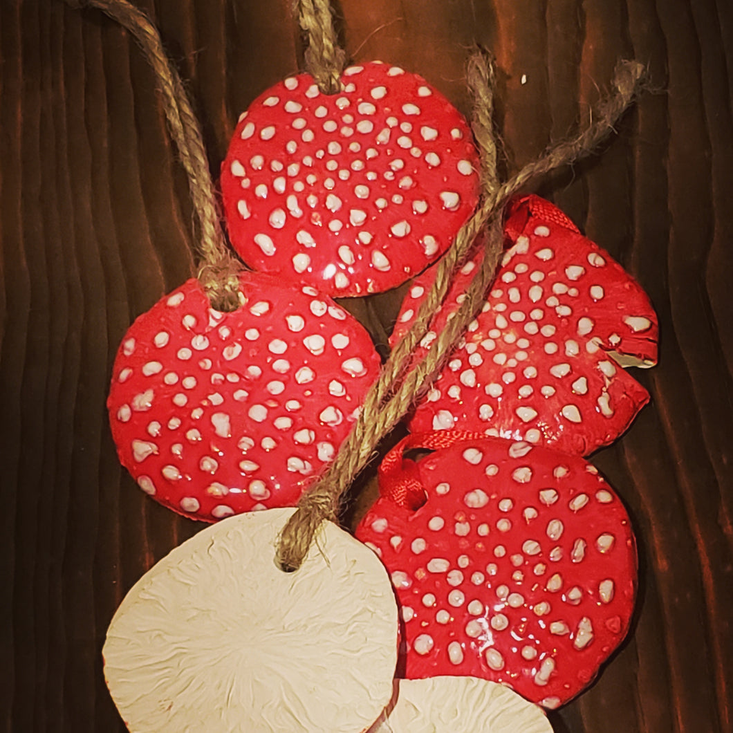 Scent-able Amanita cap ornament